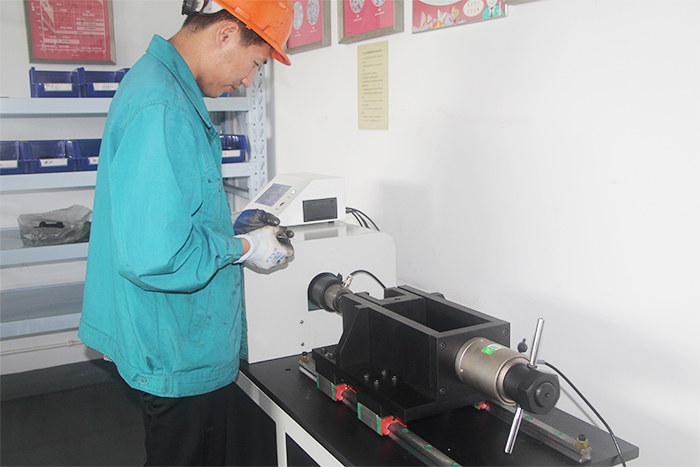 Automatic High Strength Bolt Tester